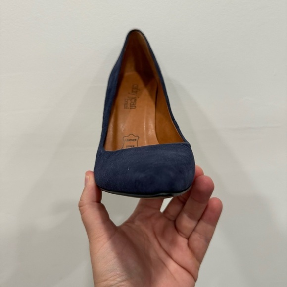 Cathy Jean Brazil Leather Pointed Toe Stiletto Heel Shoe Size 7 Blue - Picture 2 of 7